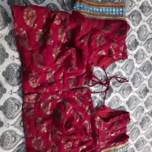 it's lehnga saree half net with broked silk free bei with blouse paticot Juda esesry