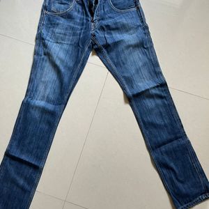 Levi’s Men Straight Fit Denim Waist 30