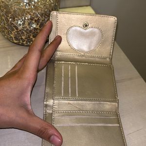 Golden Wallet 💳