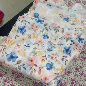 Beautiful Small Flower Printed Fabric Material