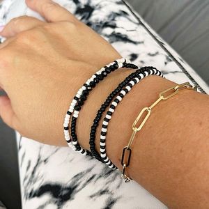 Pinteresty Bracelets Stack 🖤🤍