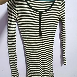 Black & White Strip Woollen Top