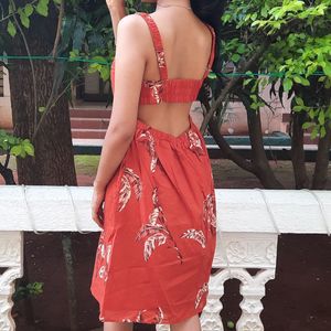 Vacation Wear Backless Dress