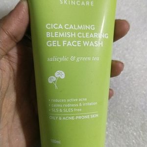 Dot&Key Cica Calming Blemish Clearing Gel FaceWash