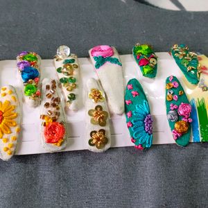 🎀13 Aari Embroidery Hair Clips