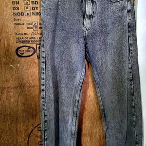 Heavy Washed Straight Fit Black Jean