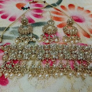 Beautiful Golden Artificial Jewellery Set