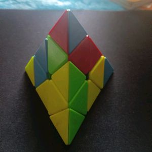 Pyramid Rubics Cube