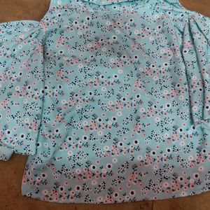 Floral Print Top "NEW"