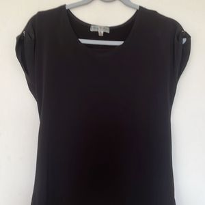 BLACK VISCOSE TOP