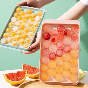 PLASTIC ROUND BPA FREE REUSABLE ICE CUBE