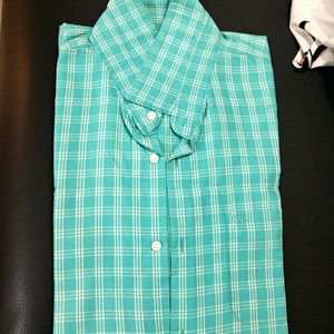 Sea Green Peter England 42 Size Shirt