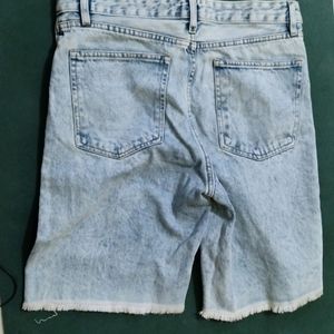 Like new knee length denim Shorts| Clearance Sale