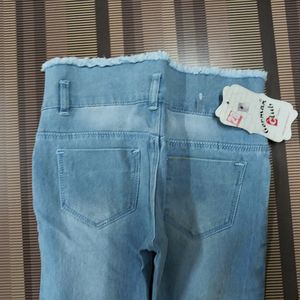 W-20 Size-28 Slim Fit Women Denim Jeans