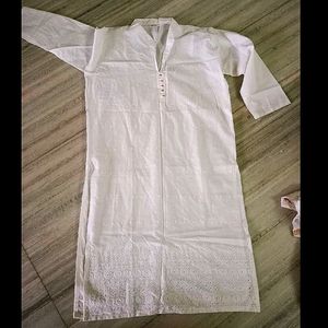 New XL White Chikenkari Cotton Kurti