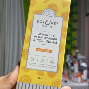 Dot & Key Vitamin C + E Strobe Cream