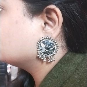 Round Black Earrings