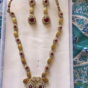 Necklace & Earring Set