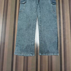 DG-131  Size 28Cago Straight