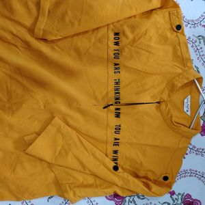 New Unused Yellow Color Boys T-shirt Half Sleeves Size 36 With Front Zipper