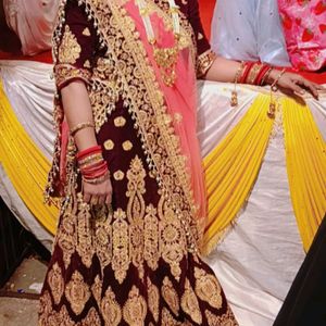 Designer Lahenga Choli With Net Dupatta