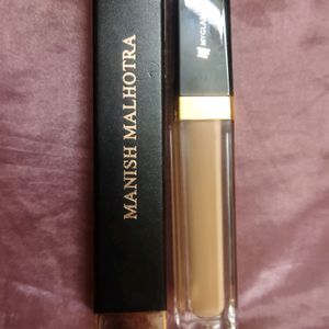 Manish Malhotra Concealer