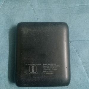 Reconnect Power Bank