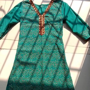 .Kurti