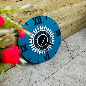 lippan wall clock