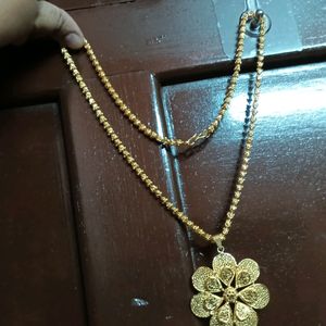 Chain With Pendant