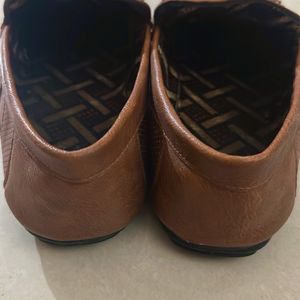 Luis Vuitton Men Tan Leather Loafers