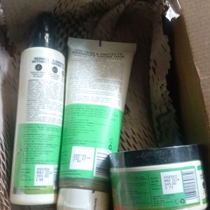 Pilgrim Shampoo, Conditioner And Hair Mask Kit