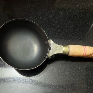 Iron Tadka Pan