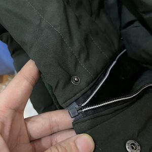 Brand new mens jacket dark green(NO ZIP)