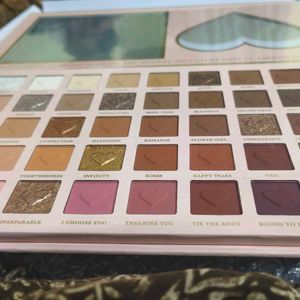 PLOUSIE WEDDING EYESHADOW PALETTE