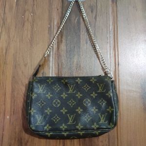 Louis Vuitton Shoulder Bag