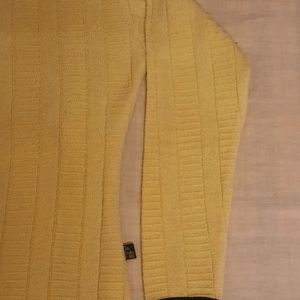 VELVET SWEATER MEDIUM SIZE