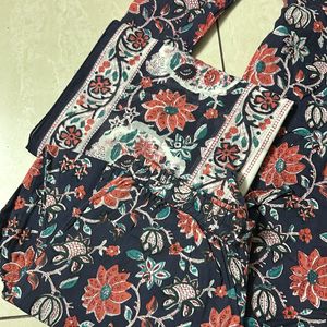 Nayo Blue Floral Print Kurtha Set