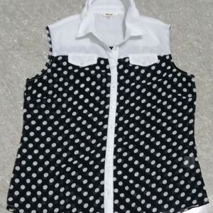 Sleeveless Shirt For Women