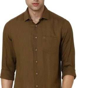 Men Regular fit Solid Spread Collor Causal Shirt