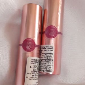 2pc Makeup Revolution Powder Matte Lipstick