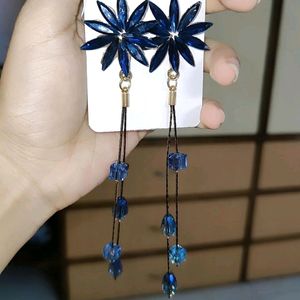 Blue Korean Stone Earrings In Daisy Flower Pattern