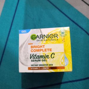 Garnier Gel Mask For Bright Skin