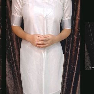 Kurtha With Zip At The Back