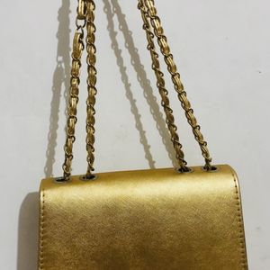 SALE!! CLASSY GOLDEN SLING BAG