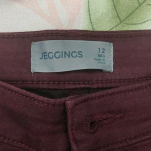 Slim Fit Jeggings