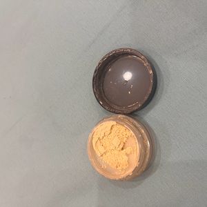 MAC NC35 foundation