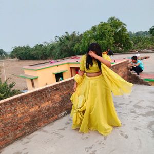 Lahenga Choli