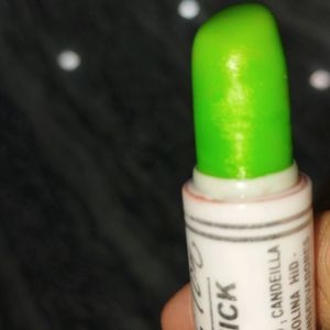 Colour Changing Lipstick