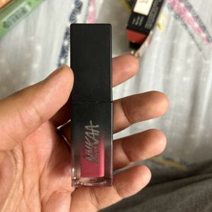 Nykaa Demi matte Lipstick In Shade Squad